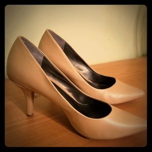 Alfani pumps, with 3" heel. Nice!